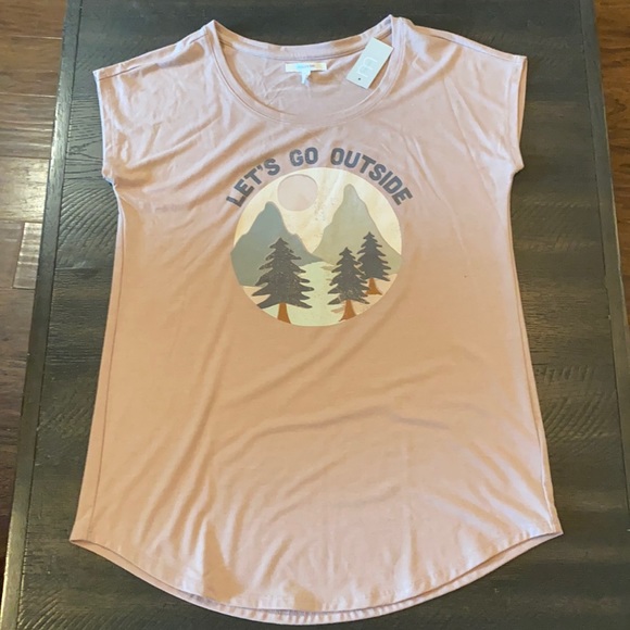 Maurices Short Sleeve Tee - Picture 2 of 4